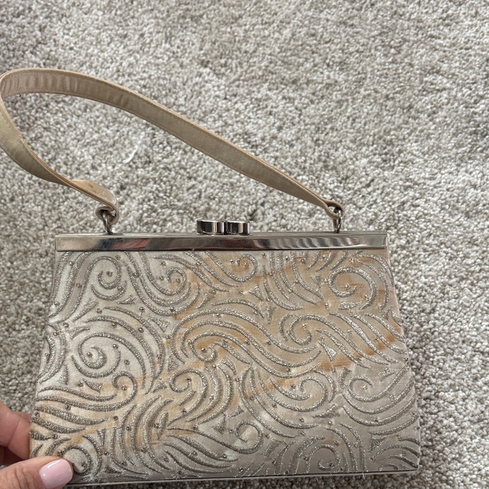Elegant Beige Swirl Handbag